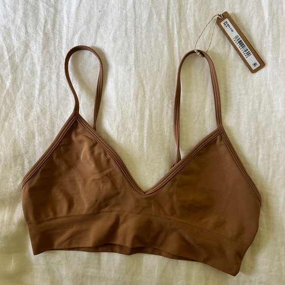 SKIMS SOFT SMOOTHING SEAMLESS BRALETTE | SIENNA / S - Picture 2 of 4